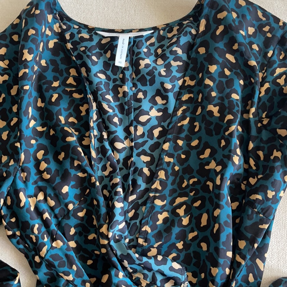 Leopard Blouse - Picture 2 of 3